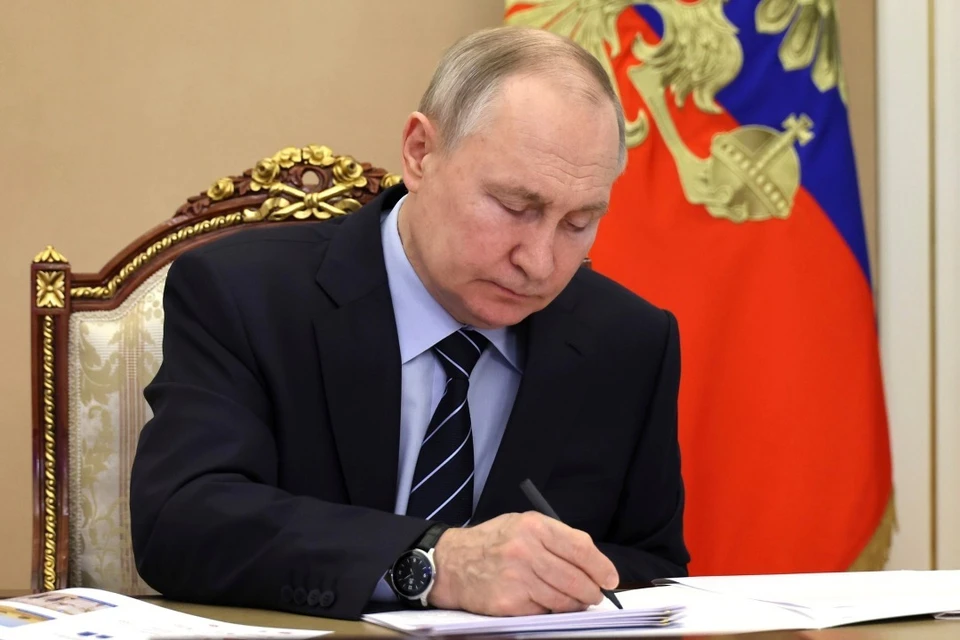 Владимир Путин подписал закон о допуске детей на уроки физкультуры только при наличии справки