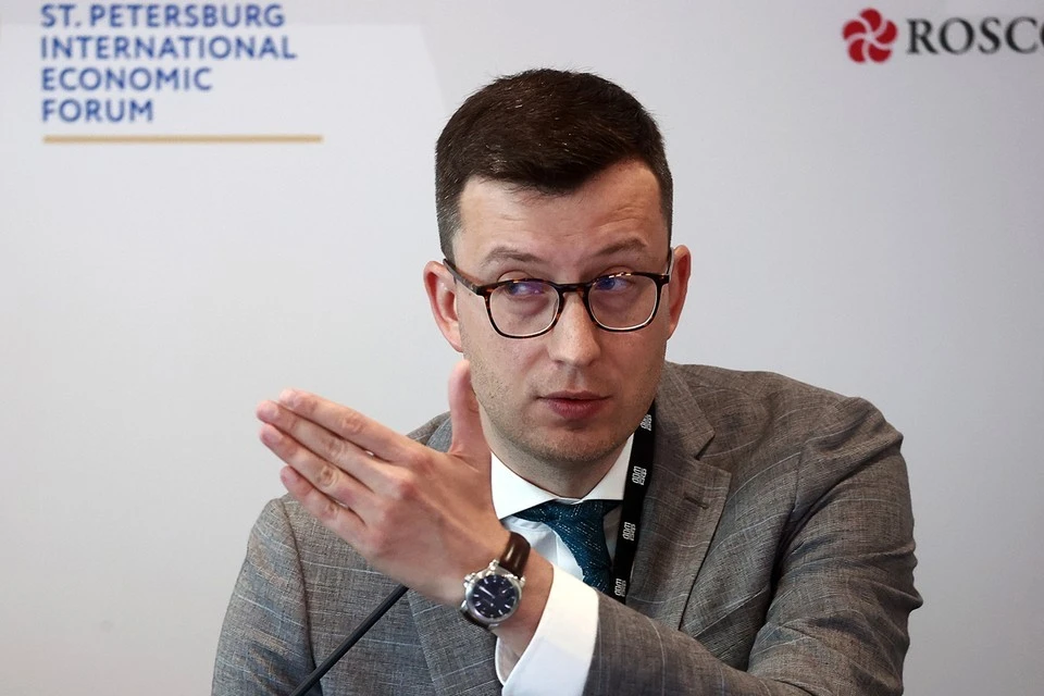 Директор по развитию городской среды ДОМ.РФ Антон Финогенов