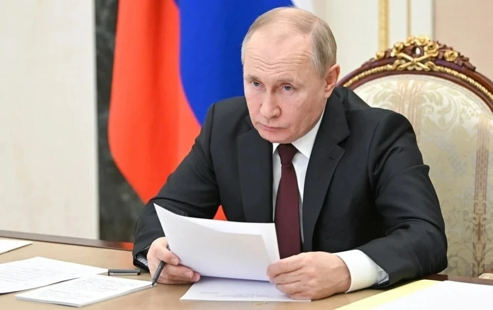 Экс-глава МИД Австрии Карин Кнайсль назвала Владимира Путина серьезным лидером