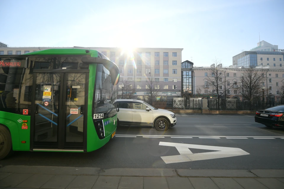 В Екатеринбурге автобусы №54, 054 и 60 сменят маршруты