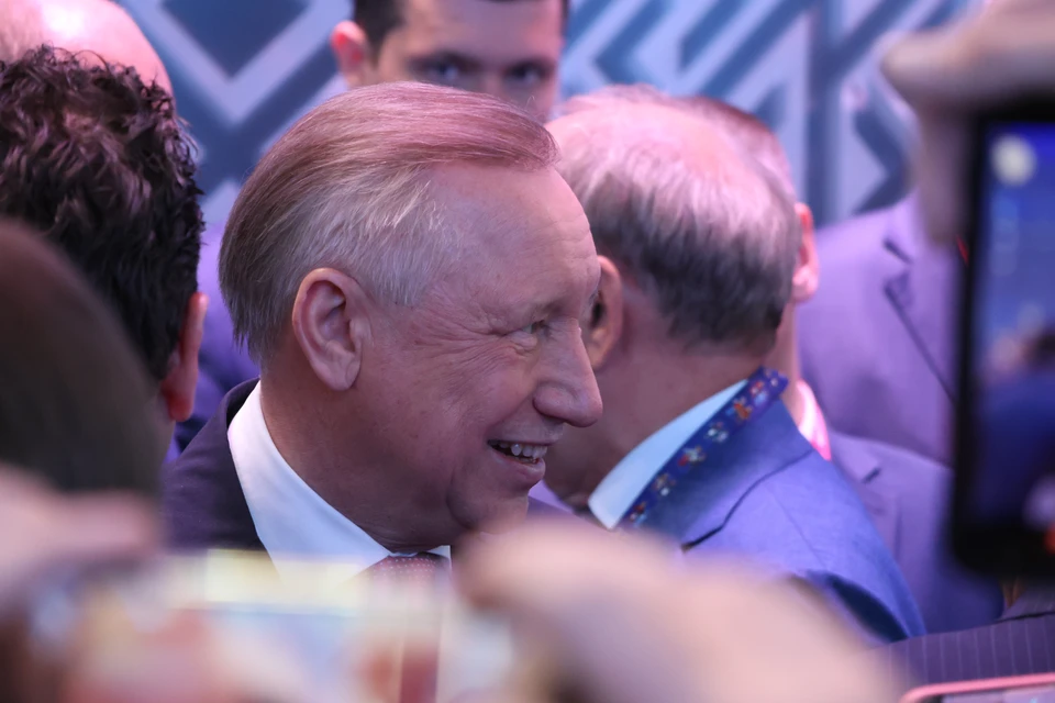 Беглов заявил, что действия правительства Петербурга «защитили и спасли» город.