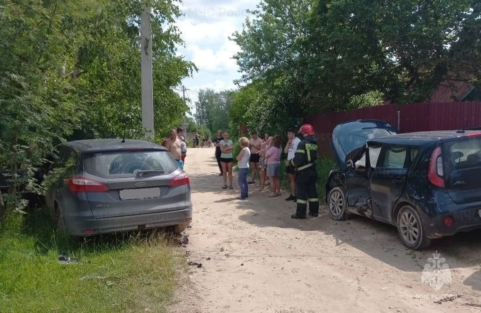 Очевидцы рассказали о пьяном дебоше и драке с полицейскими после аварии.