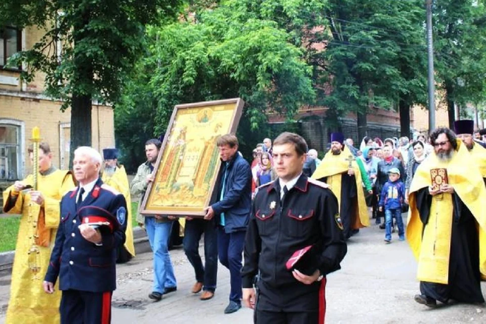 Верующие пройдут с иконой Петра и Февронии. Фото: Вятская епархия