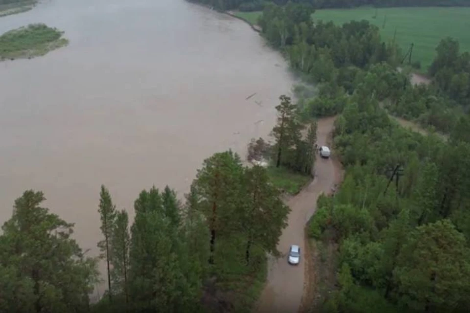 В Иркутской области подтопило шесть участков межмуниципальных дорог