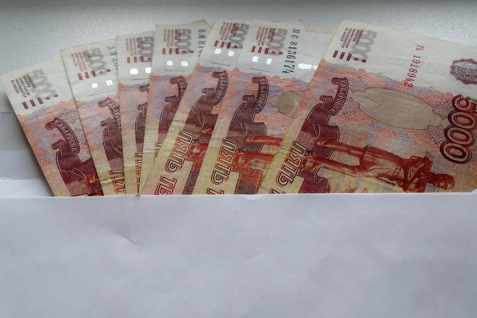 Под Липецком мужчина обматерил знакомую и лишился 13 тысяч рублей
