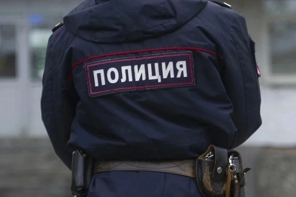 В машине посольства КНДР в Москве нашли гражданина Северной Кореи с ножевыми ранениями