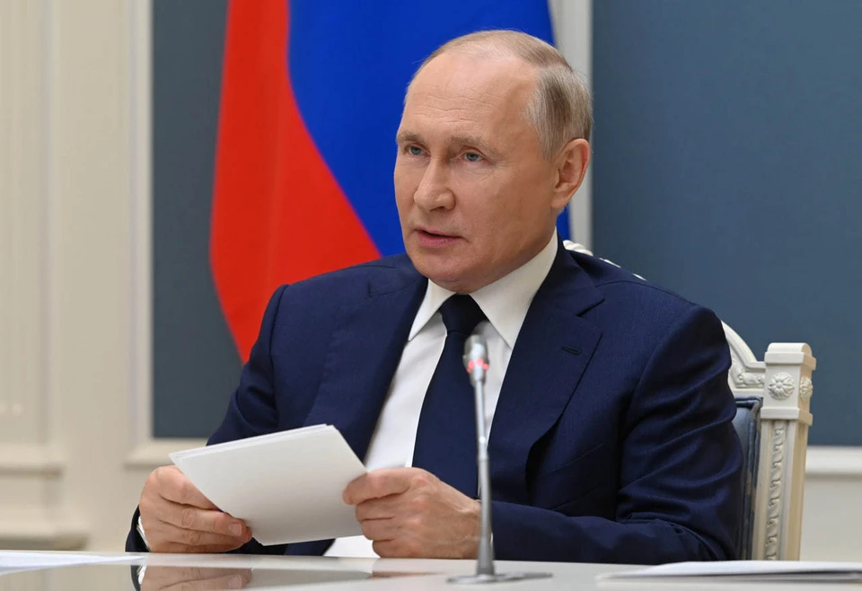 Путин перевел иностранные доли Danone и «Балтики» во временное управление России