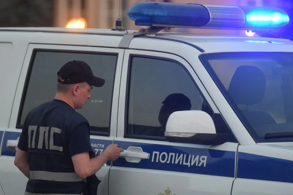На бердчанина напали в подъезде.