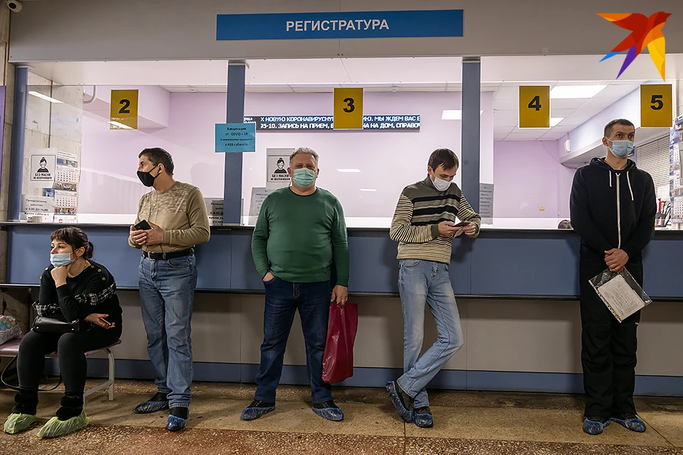 В Мурманской области с начала этого года пособие по больничным листам получили 70 806 северян.