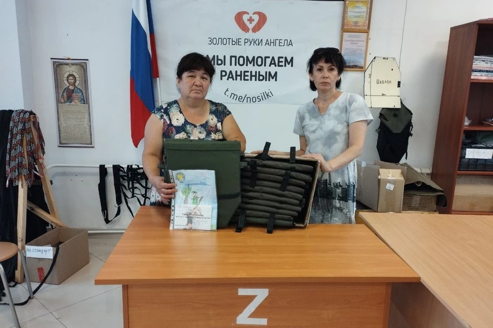 Посылки мамы повезут своим сыновьям на передовую. Фото: Движение волонтеров «Золотые руки ангела» Оренбург