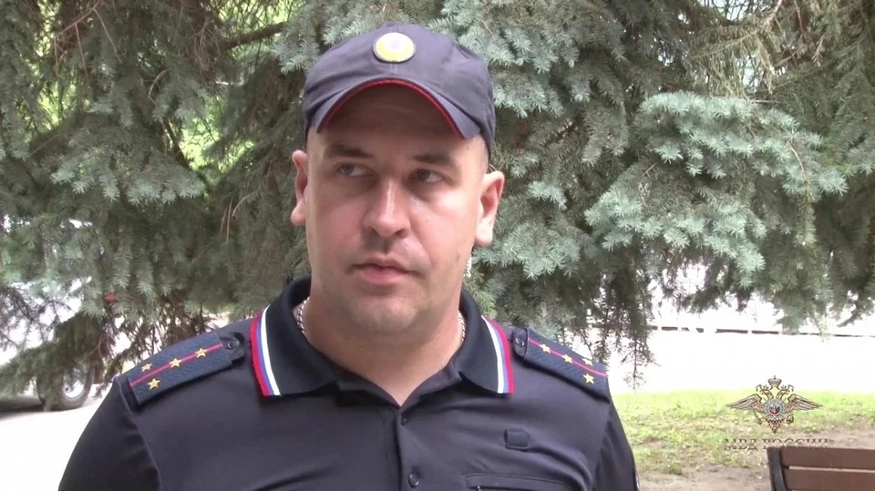 В Туле сотрудник полиции спас женщину и ее грудного ребенка от пьяного дебоширы