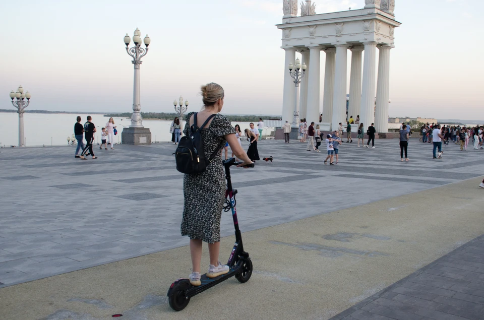 В Волгограде электросамокатчикам навязывали обязательную страховку