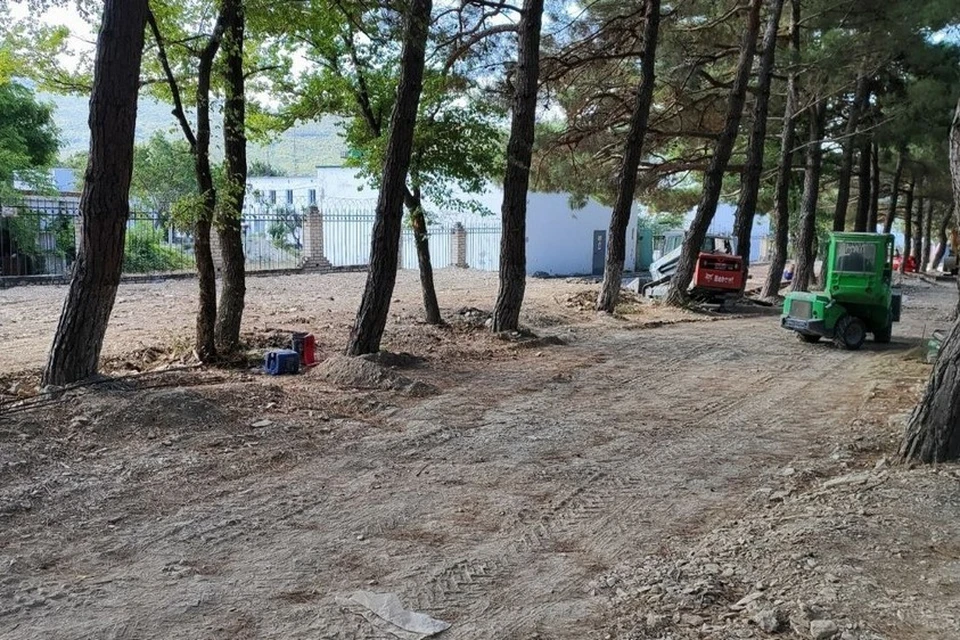 В Кабардинке по нацпроекту обновляют сквер Корницкого Фото: admkrai.krasnodar.ru