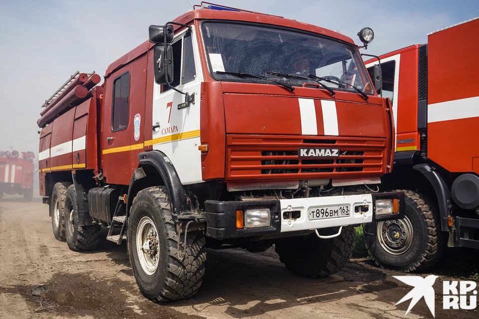 В Тольятти ликвидировали открытое горение сухой травы на ул.Офицерской ...
