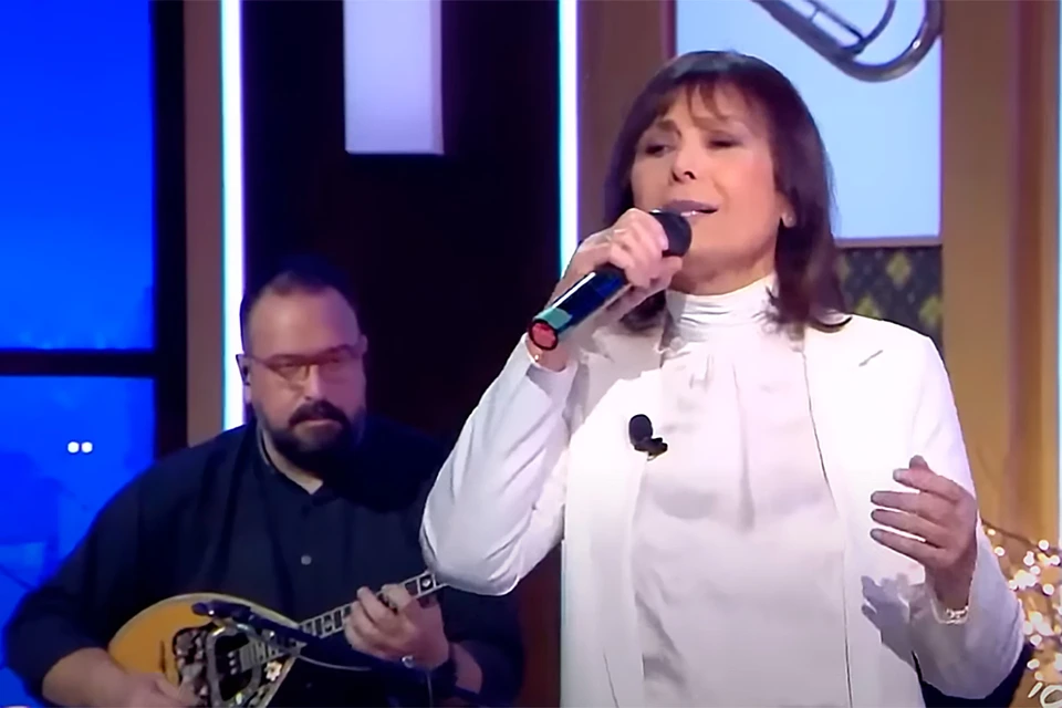 Греческая актриса Лизета Николау