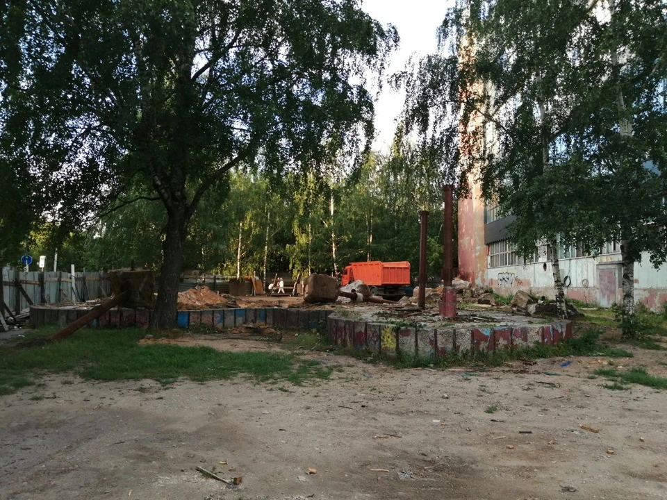 В Костроме снесли легендарное кафе - оно просуществовало на этом месте 38 лет