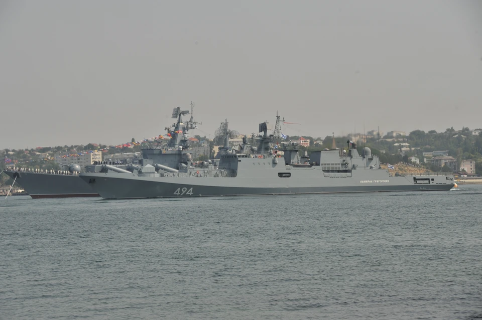Два российских корабля отразили атаку безэкипажного украинского катера. На фото: сторожевой корабль "Пытливый".