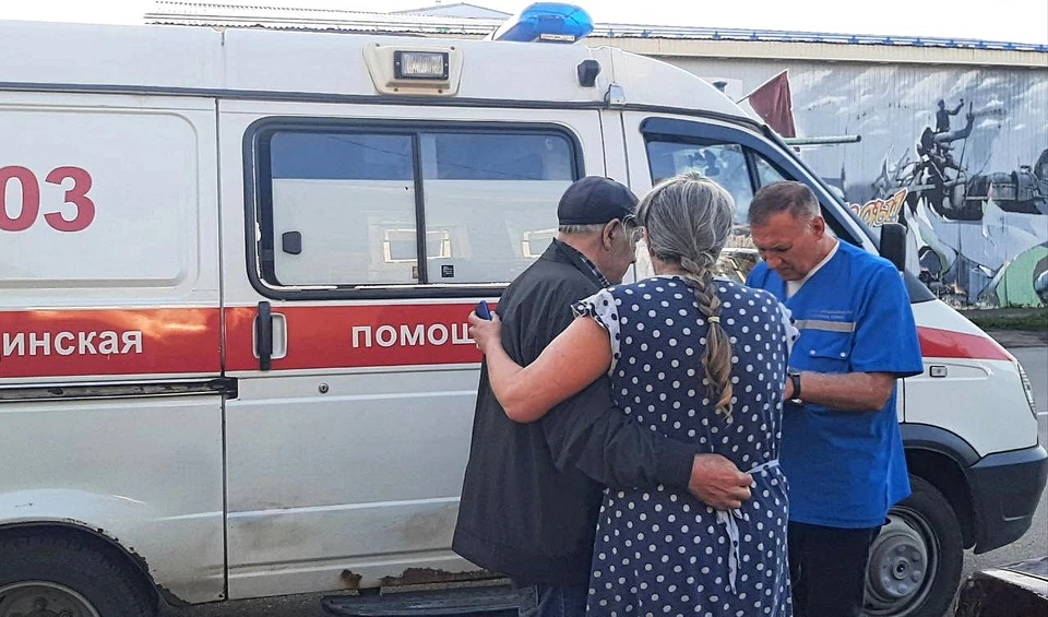 Пенсионер задавал странные вопросы людям и ничего не мог сказать о себе. Фото: "ЛизаАлерт"