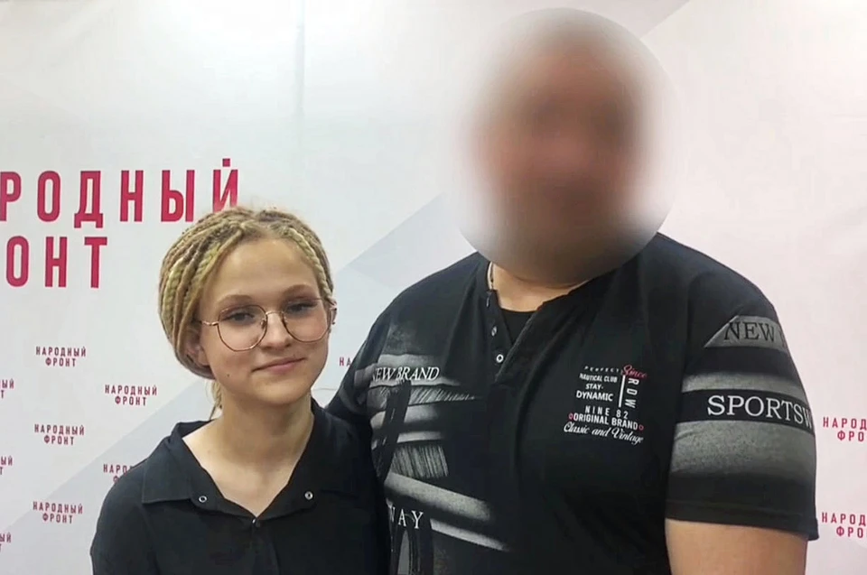 Томский участник спецоперации со своей дочерью. Фото: telegram-канал «Все для фронта 70»