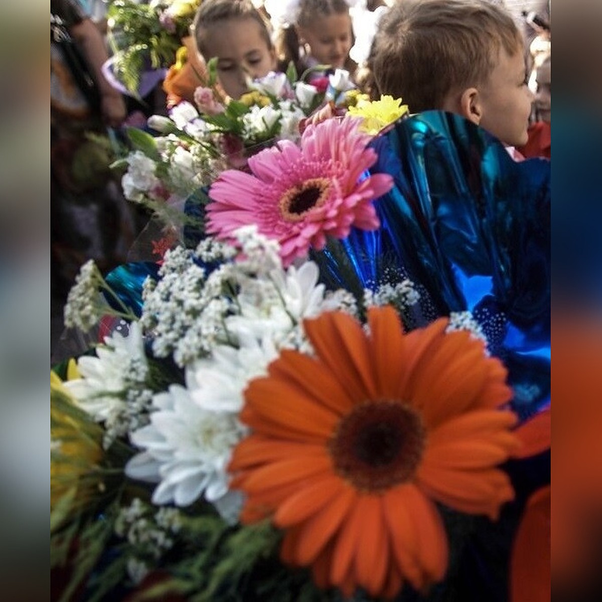 В Самаре расходы на букет к 1 сентября оказались ниже, чем в других городах  - KP.RU