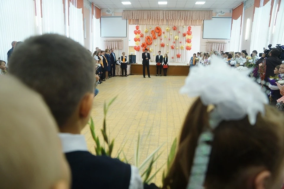 Линейки в школах Екатеринбурга будут транслироваться в режиме онлайн