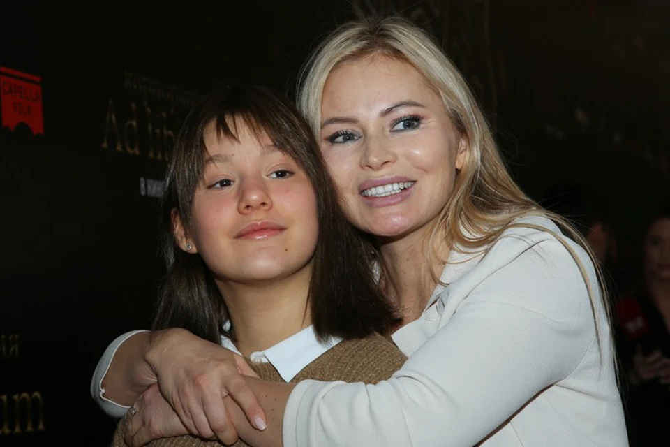 Дана Борисова с дочкой Полиной.