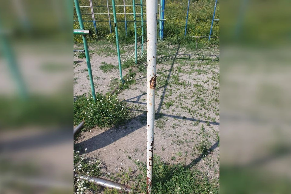 В Новосибирске школу обязали снести ветхую спортивную площадку. Фото: Прокуратура НСО
