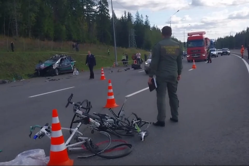 Водителю фуры, влетевшего в группу велосипедисток на трассе «Скандинавия», предъявили обвинение в нарушении ПДД, Фото: СУ СКР по Ленобласти