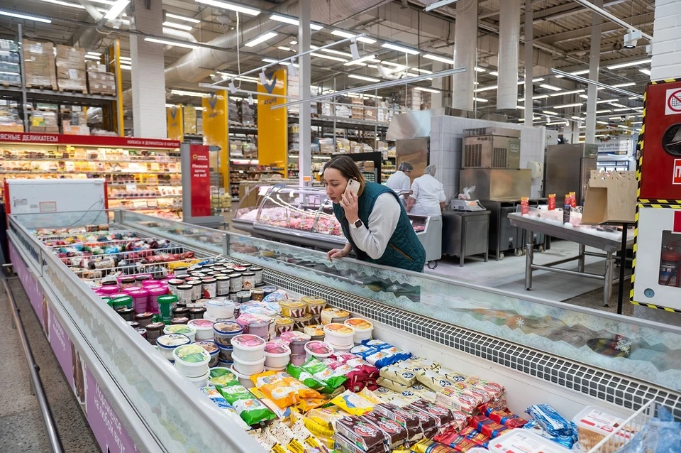 Жительница Новосибирска нашла отломленный ноготь во фунчозе из супермаркета.