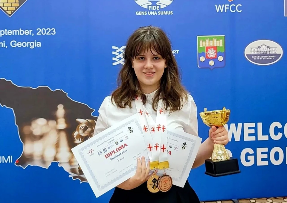 В чемпионате участвовали 78 шахматистов-решателей из 26 стран мира. Победу одержала Анна Шухман из Оренбурга