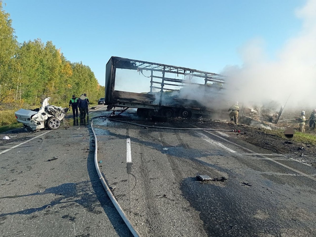 Из-за смертельной аварии на трассе в Исетском районе полностью закрыто  движение для грузовых авто - KP.RU