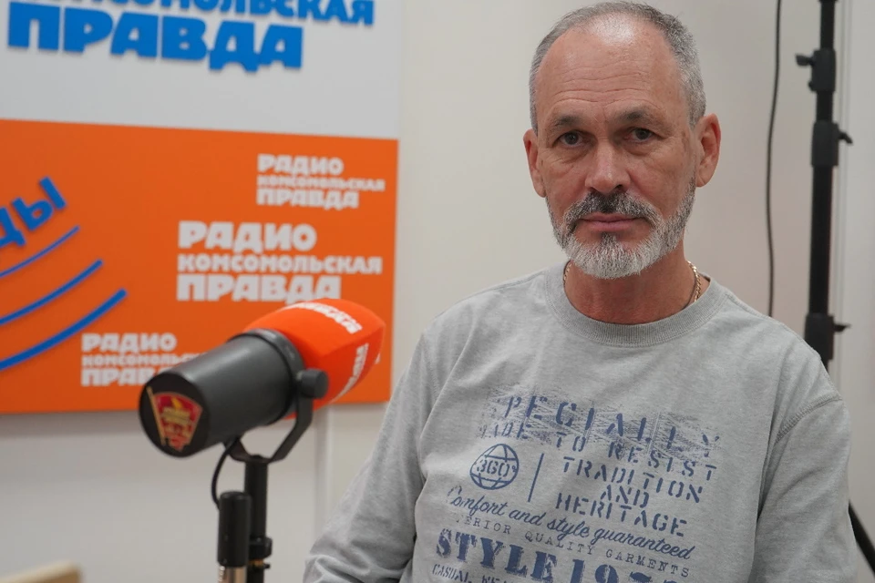 Андрей Владимирович Шатохин в студии Радио «КП». Фото: Антон СОКОЛОВ