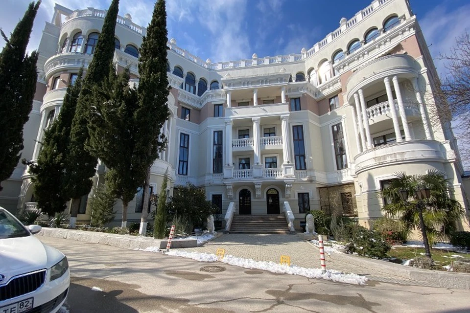 Жилой комплекс «Император», в котором находится квартира жены президента незалежной Владимира Зеленского.