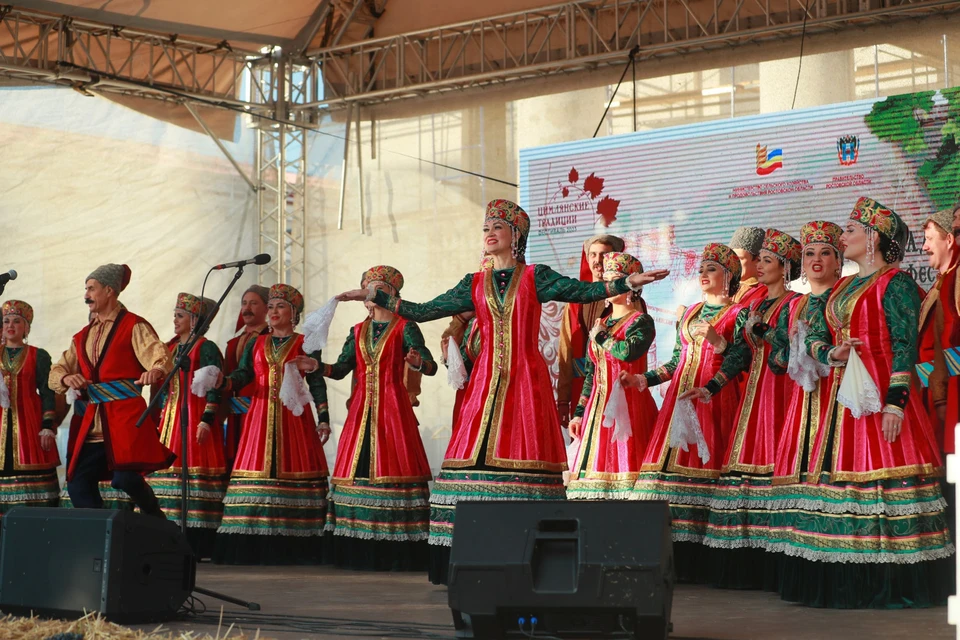 В Цимлянское прошел первый эногастрономический фестиваль с дегустацией. Фото: правительство Ростовской области