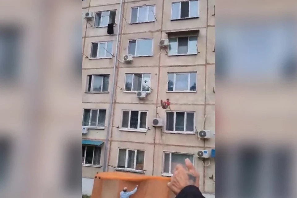 Сотрудников ведомства поощрят правами главы УМВД России по Приморью.