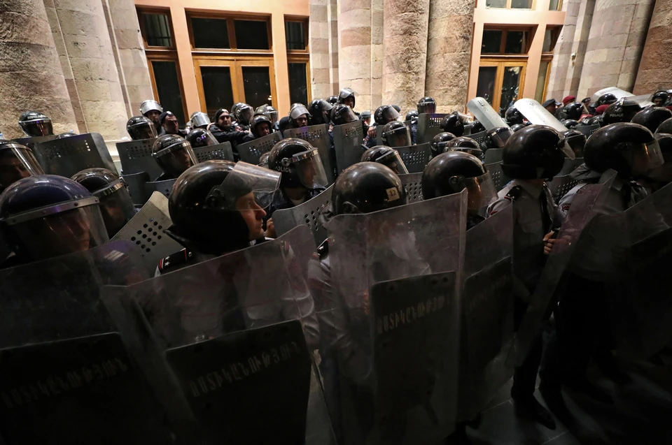 Полиция Армении задержала оппозиционного лидера Андраника Теваняна
