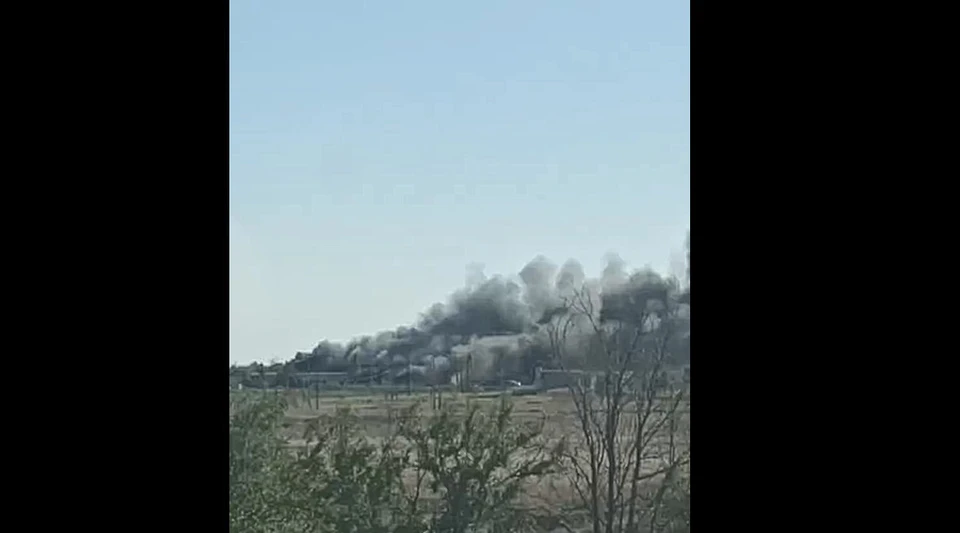 Пожар напугал очевидцев. ФОТО: стоп-кадр из видео телеграм-канала Волгоград
