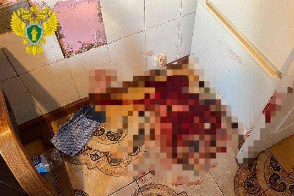 Пострадавший смог выйти на улицу, где потерял сознание