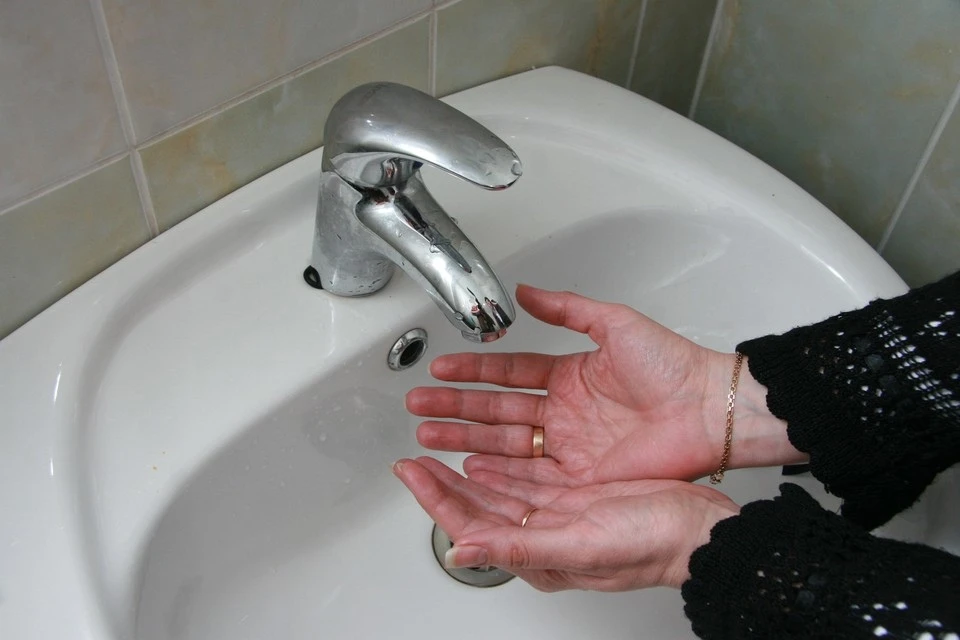 Из-за дефектов труб отключили горячую воду