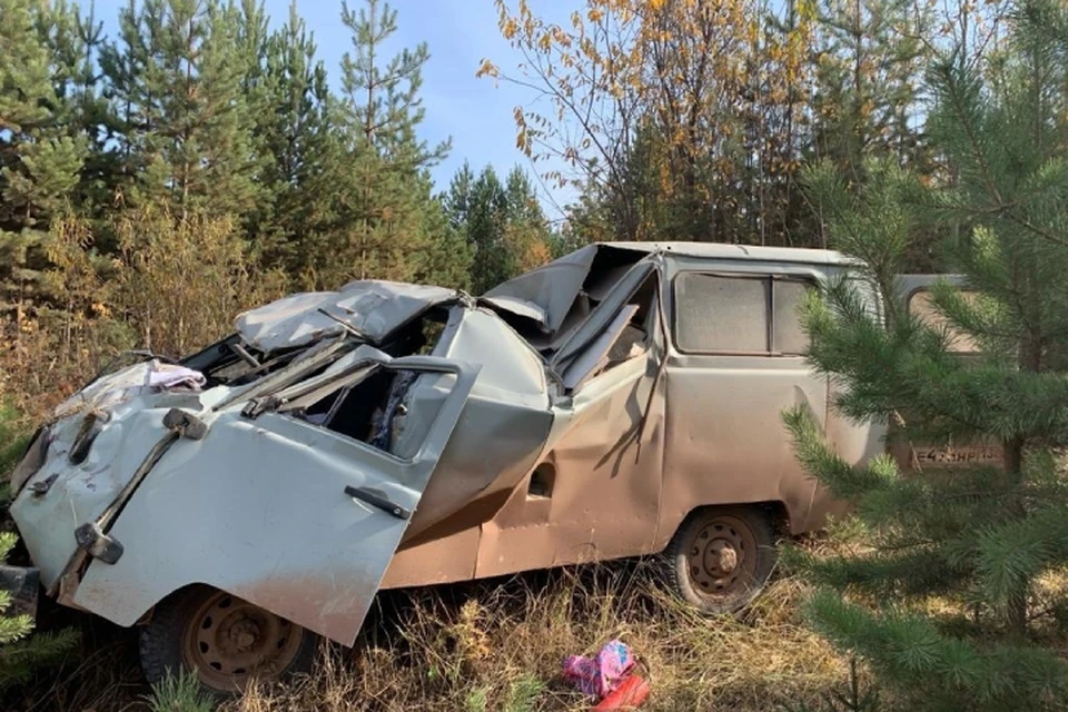 В Киренске в ДТП водитель погиб, а пять пассажиров получили травмы