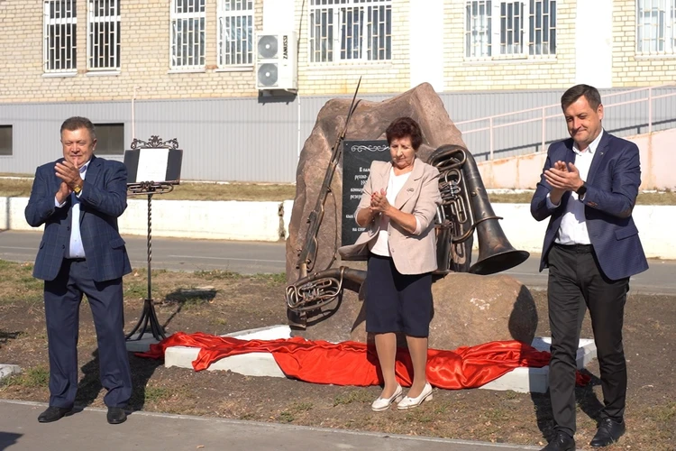 В Мокшане торжественно открыли новый арт-объект