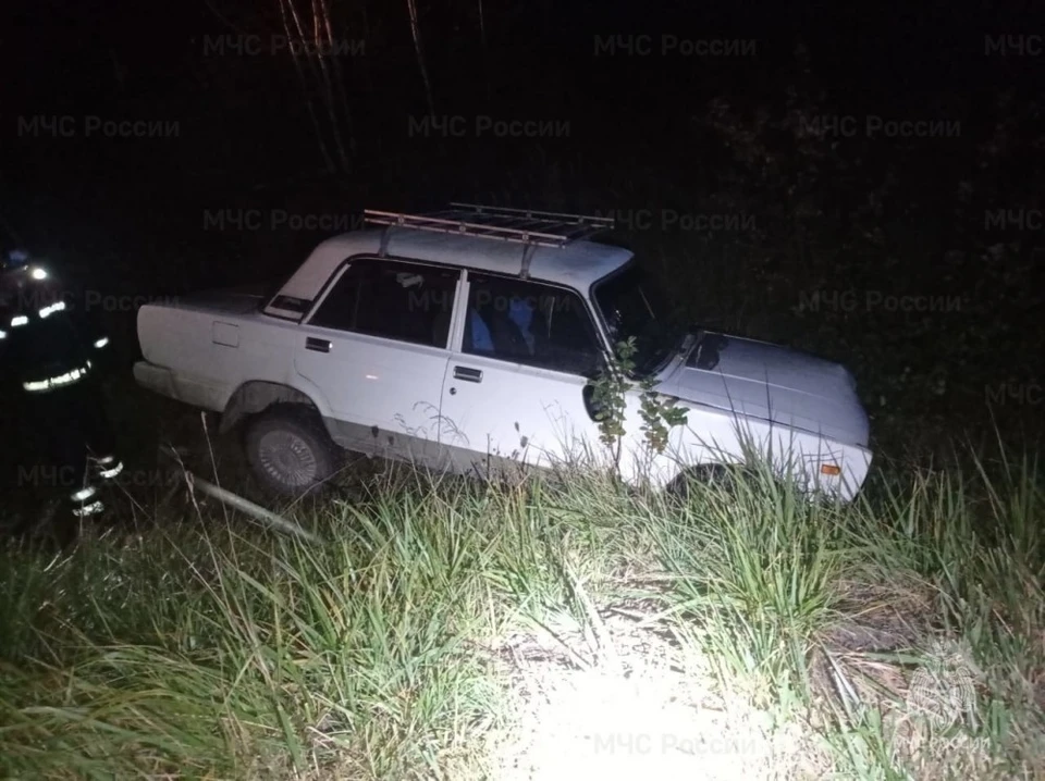 В Боровском районе авто улетел в кювет