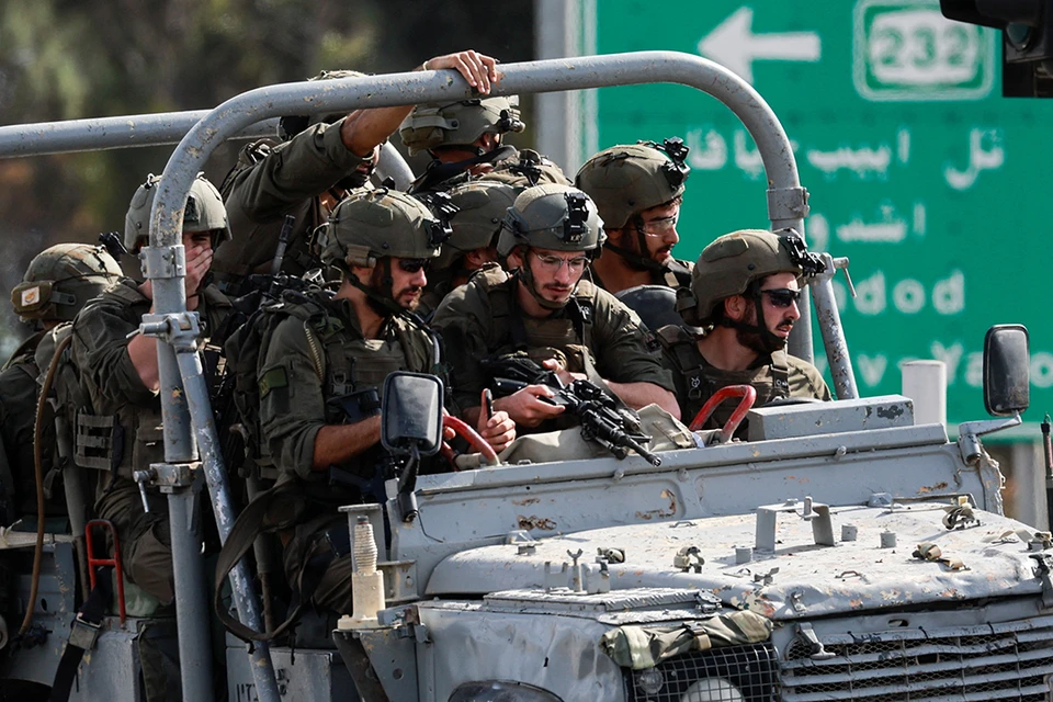 Израильские заложники, захваченные ХАМАС на юге страны, освобождены.