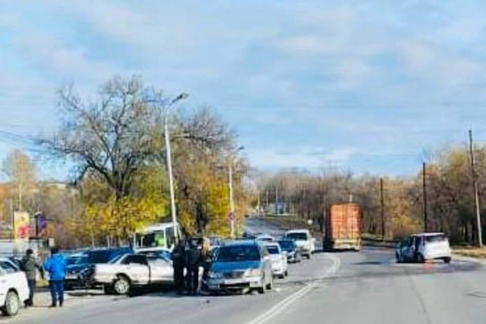 Три человека пострадали в ДТП на Краснореченской в Хабаровске