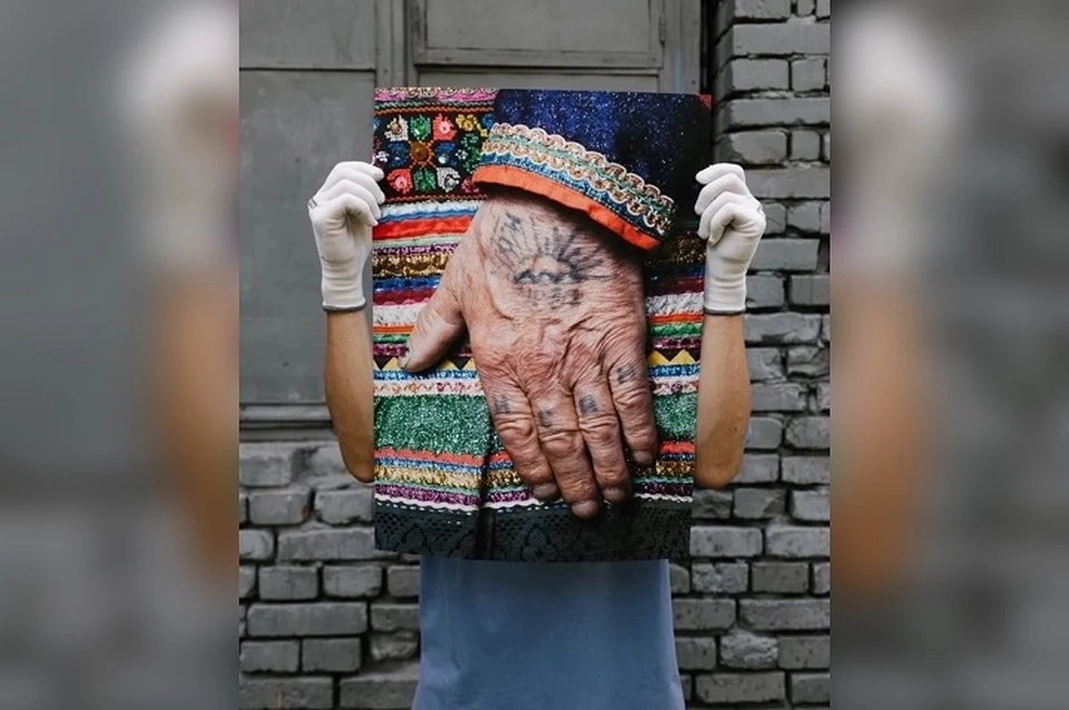 Свердловские художники продают реплики своих картин, чтобы помочь ...