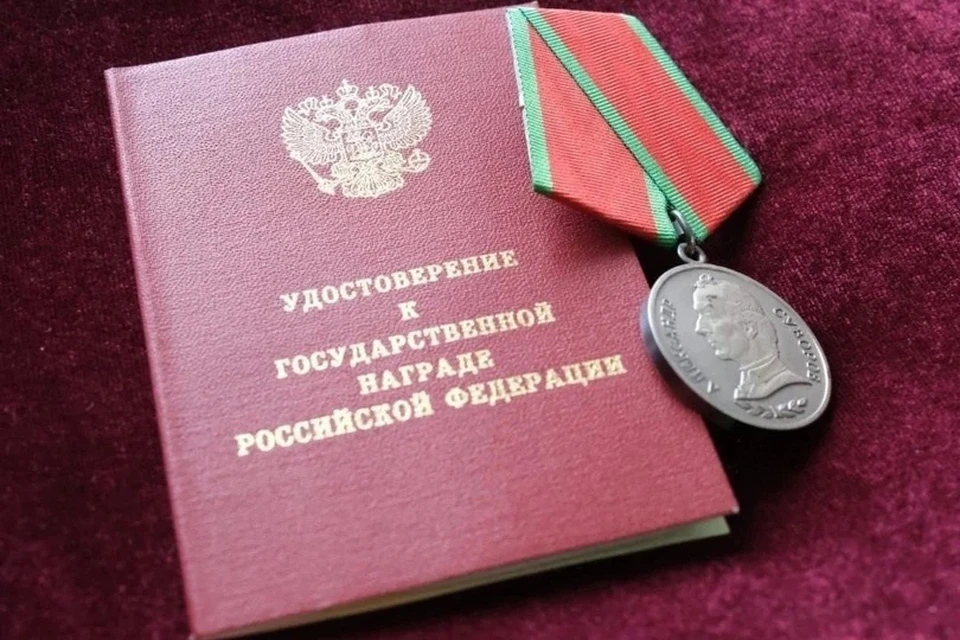 Бойца СВО из Липецкой области наградили медалью Суворова