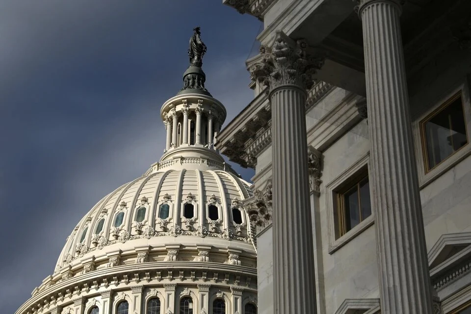 Politico: Конгресс США обсуждает варианты наказания Израиля за удары по Газе