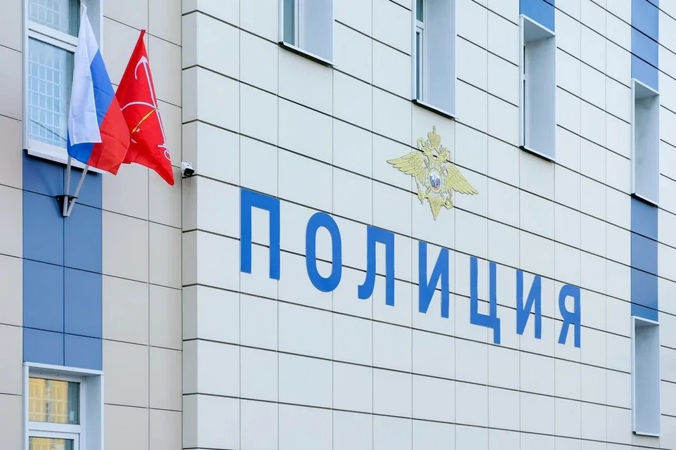 Житель Ленобласти выстрелил в пассажира в автобусе и сам сдался полиции.