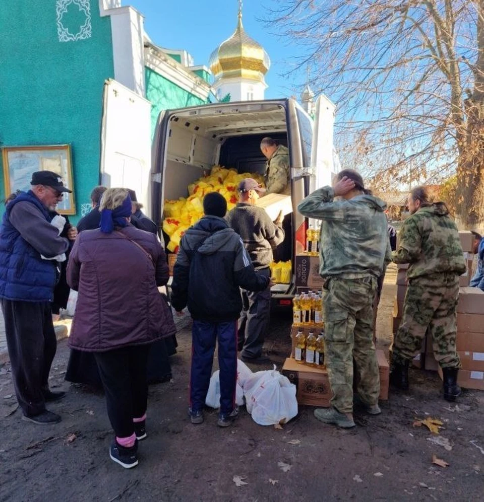 Православные волонтеры продолжают помогать херсонцам ФОТО: Специальный гуманитарный центр Крымской митрополии