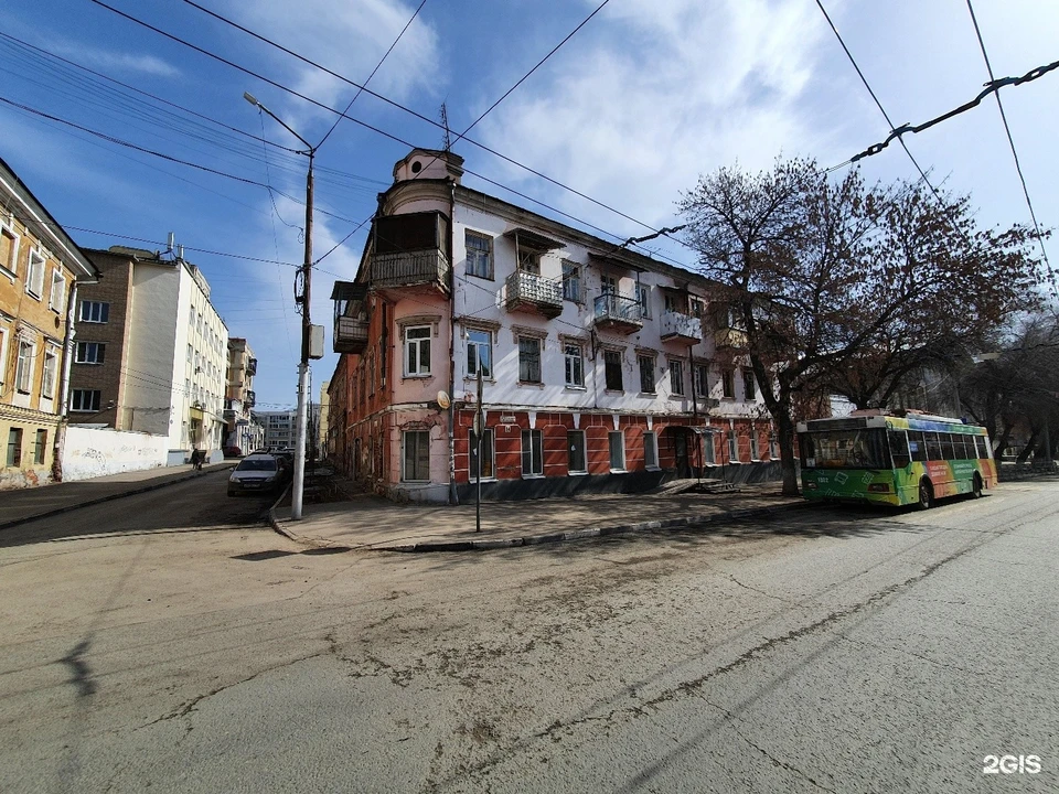 Фото: В Саратове памятники архитектуры проверят на аварийность